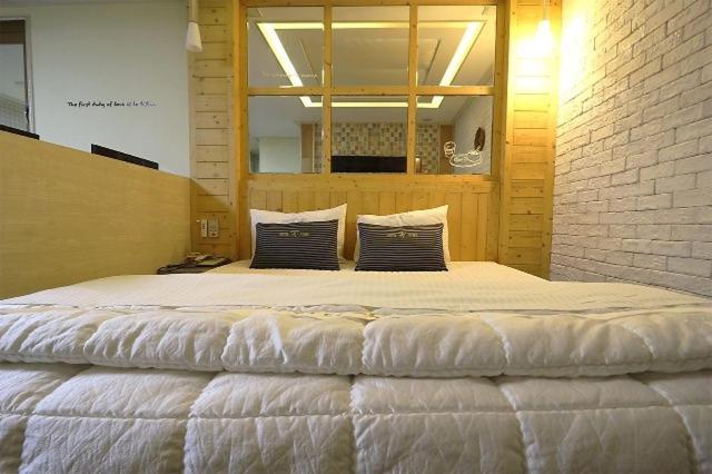 Motel Ulsan Jung-Gu Time Zimmer foto